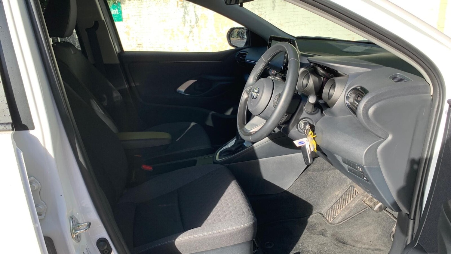 Used Toyota Yaris 2023 for sale - 77106386: Photo 11