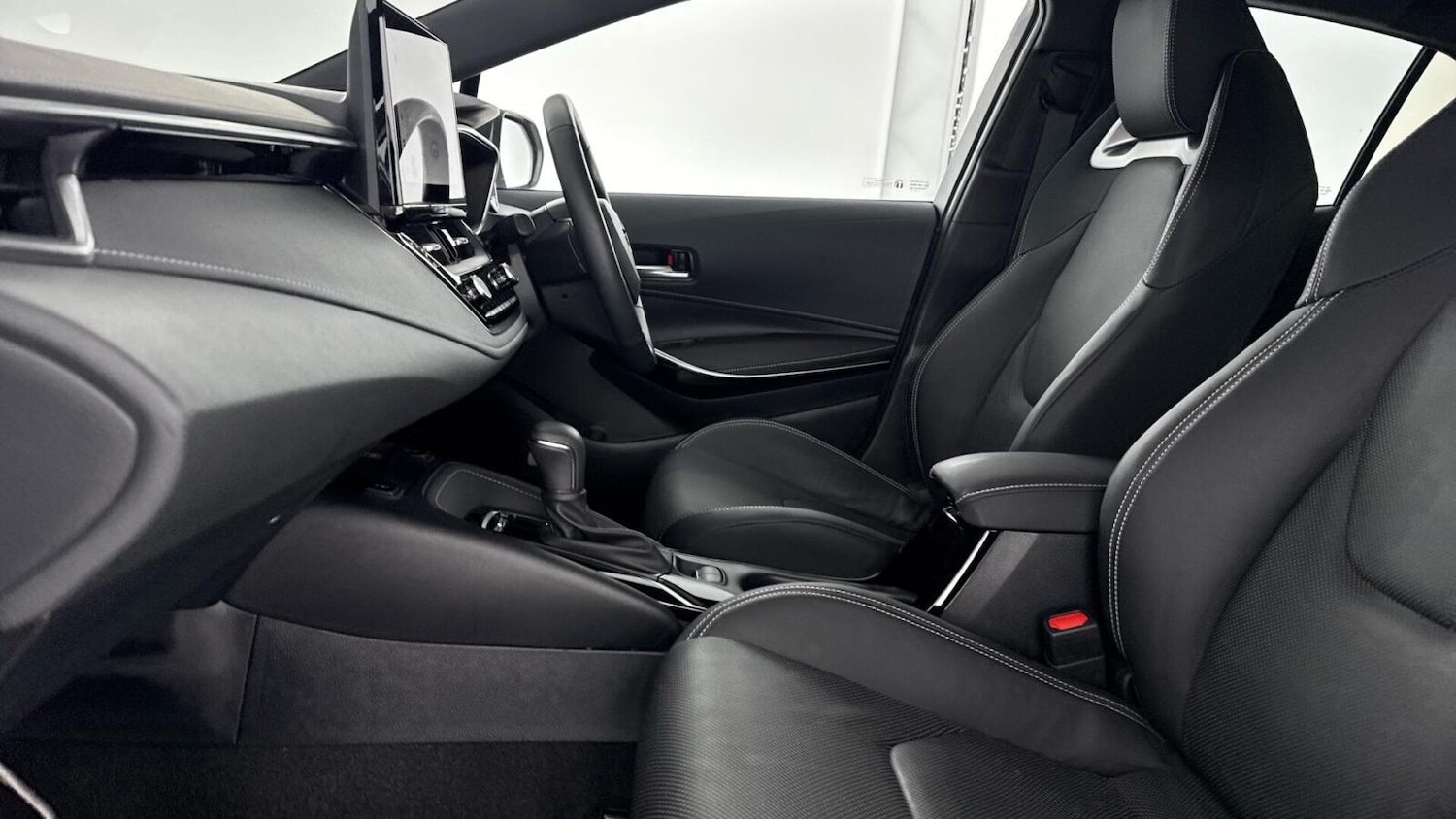 Used Toyota Corolla 2024 for sale - 76677640: Photo 10