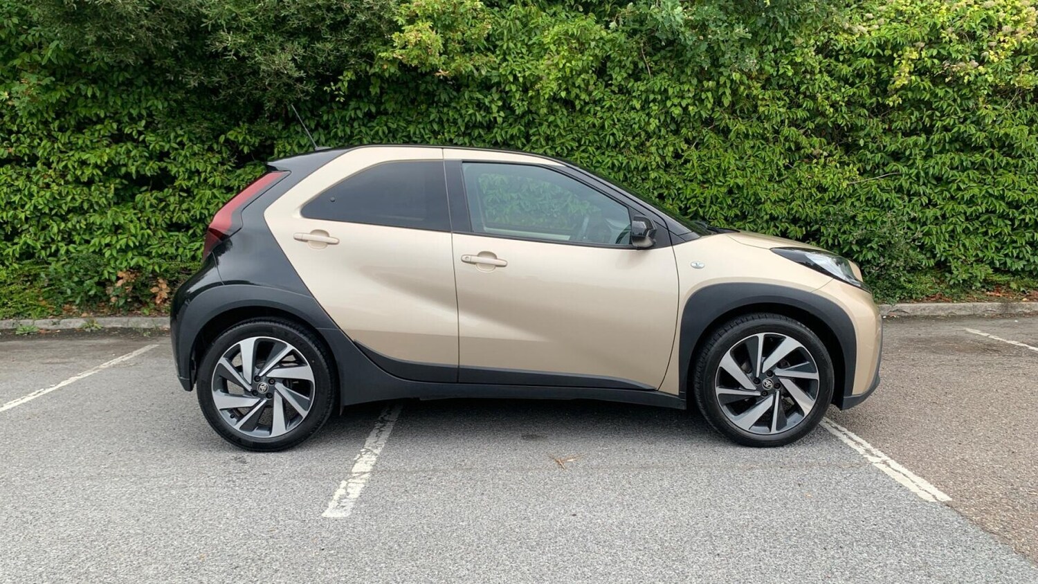 Used Toyota Aygo X 2022 for sale - 76674451: Photo 16