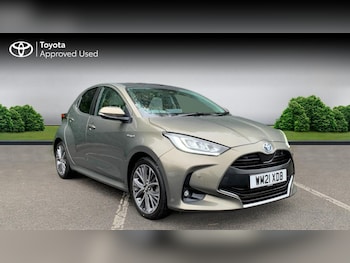 Used Toyota Yaris 2021 for sale - 76681244: Photo