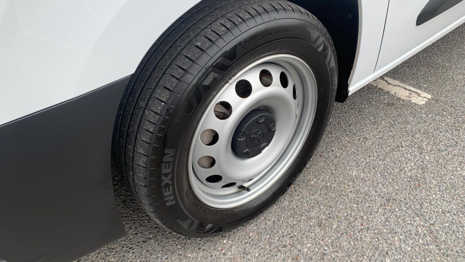 Used Toyota ProAce 2024 for sale - 76676796: Photo 24