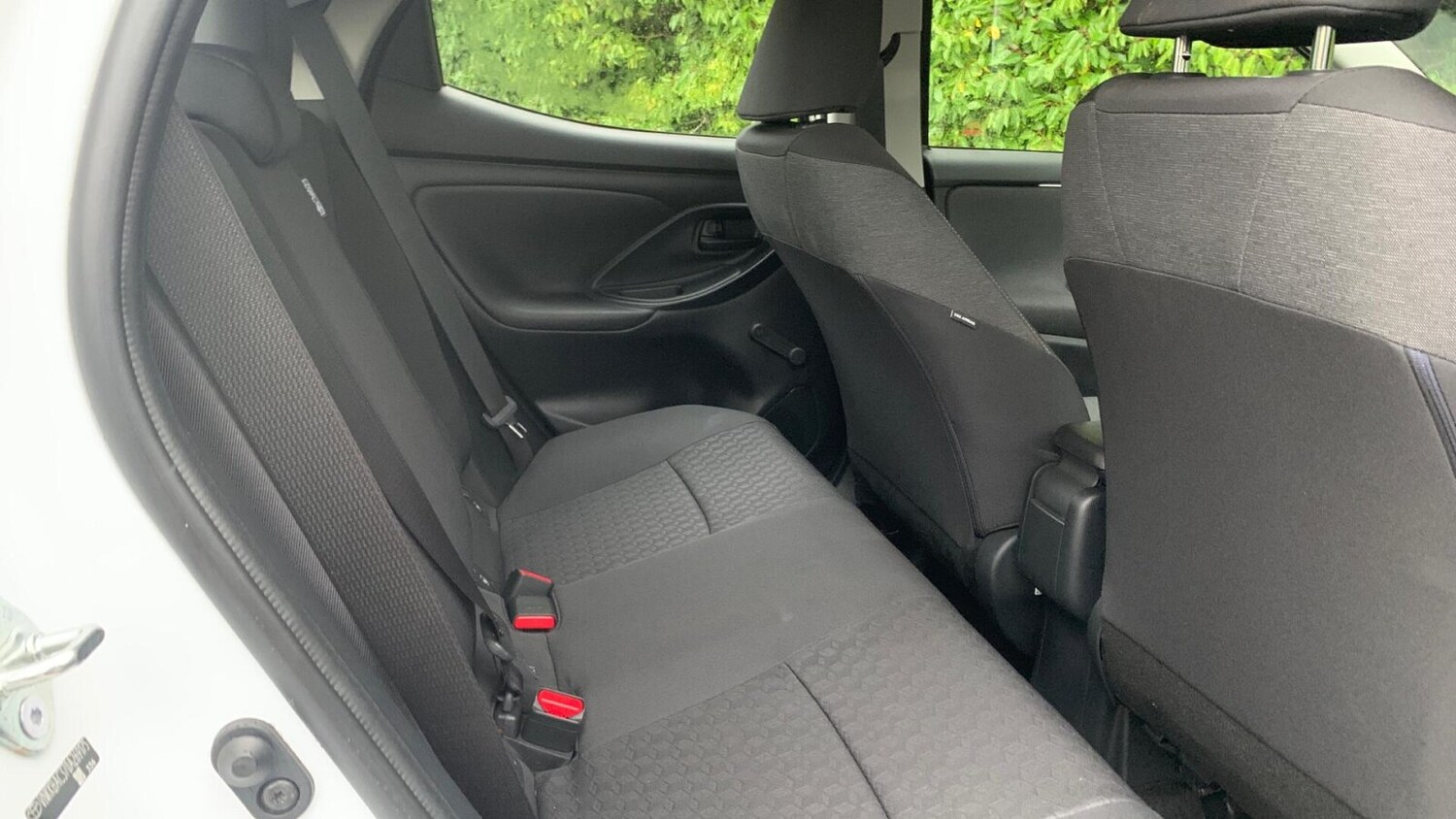 Used Toyota Yaris 2022 for sale - 76674586: Photo 12