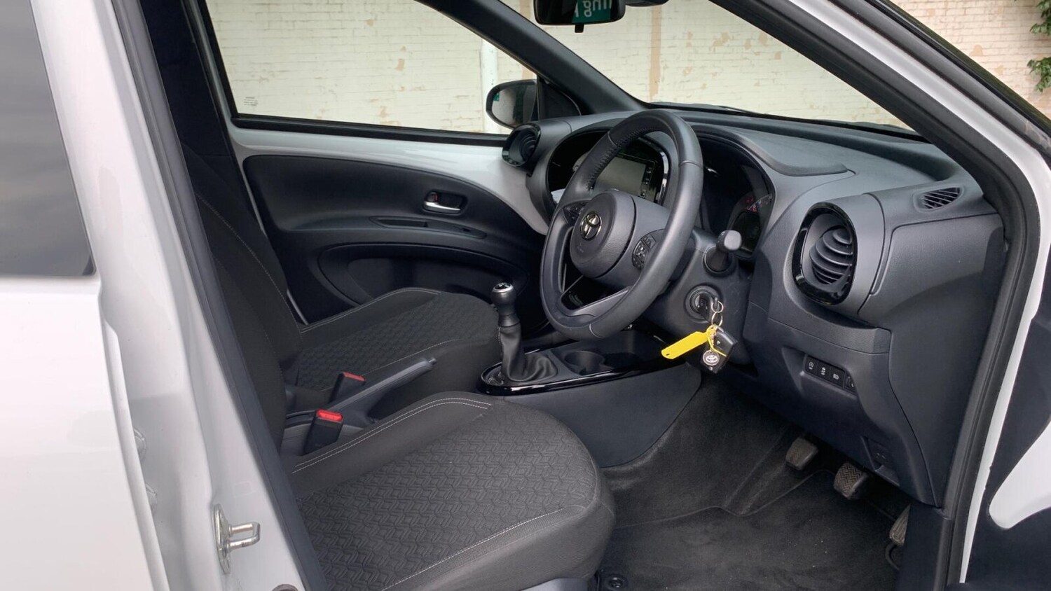 Used Toyota Aygo X 2023 for sale - 76675506: Photo 11