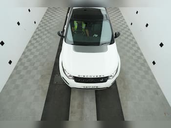 Used Land Rover Discovery Sport 2017 for sale - 79540649: Photo