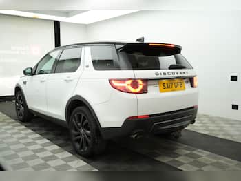 Used Land Rover Discovery Sport 2017 for sale - 79540649: Photo