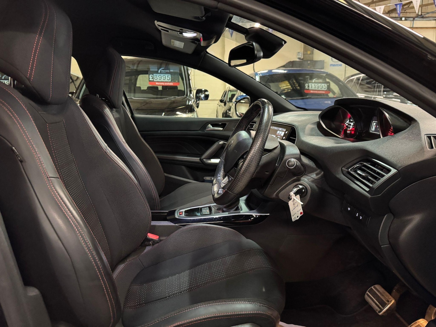 Used Peugeot 308 2016 for sale - 77683629: Photo 11