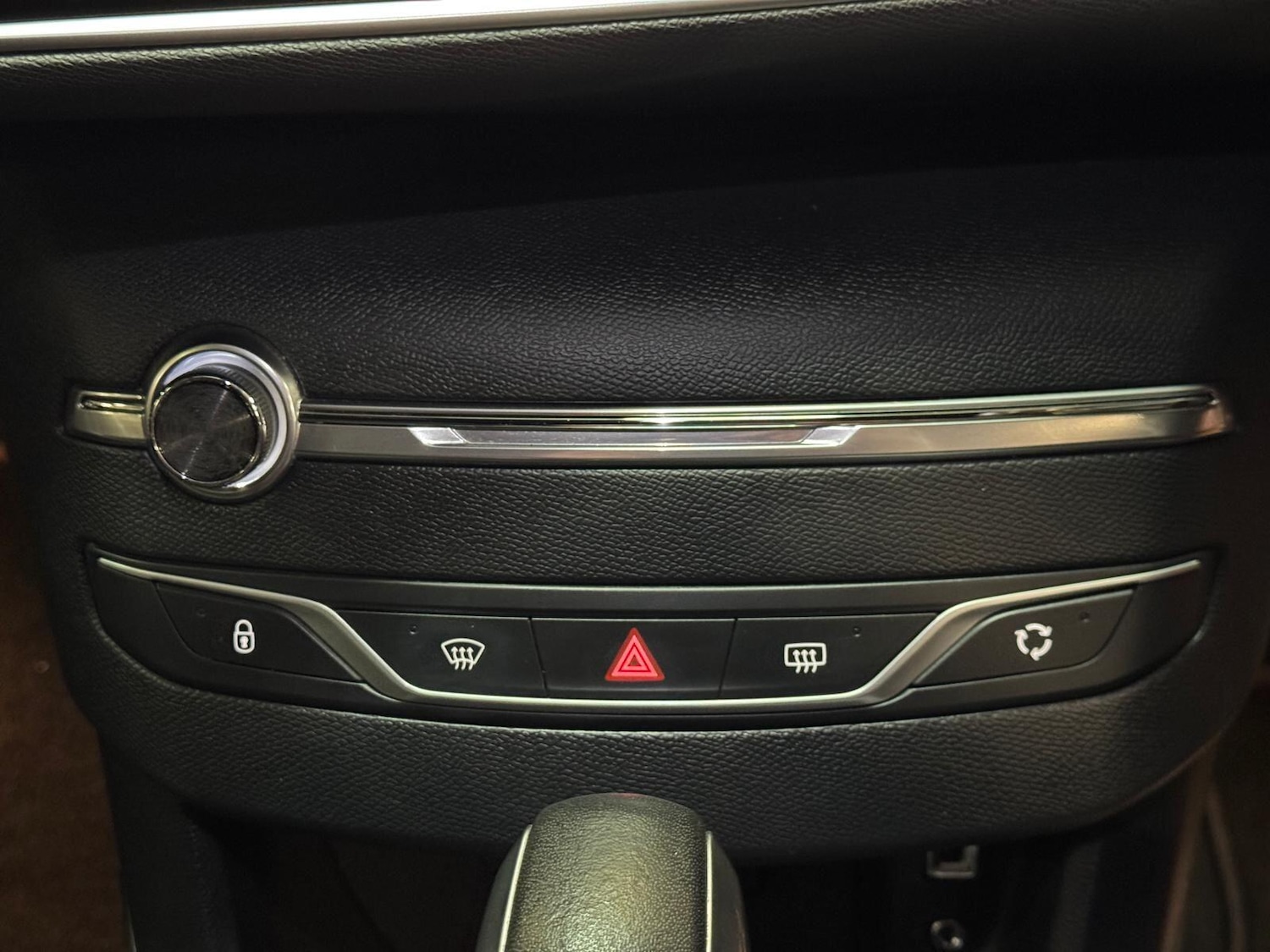 Used Peugeot 308 2016 for sale - 77683629: Photo 36