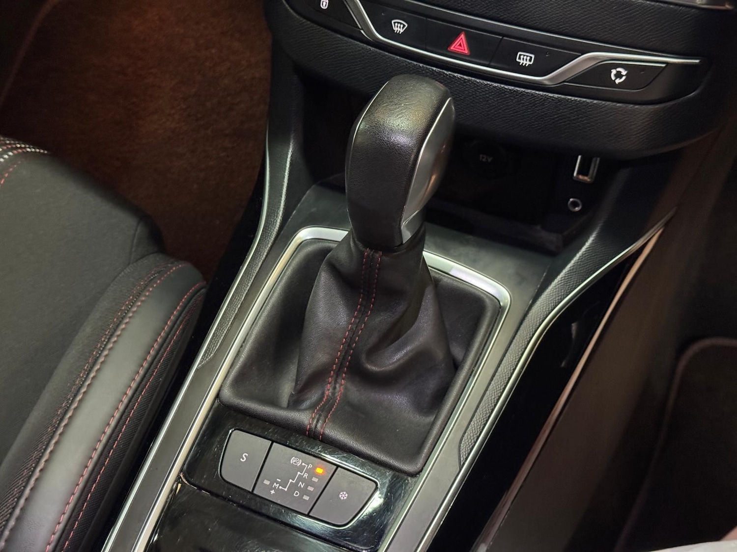 Used Peugeot 308 2016 for sale - 77683629: Photo 37