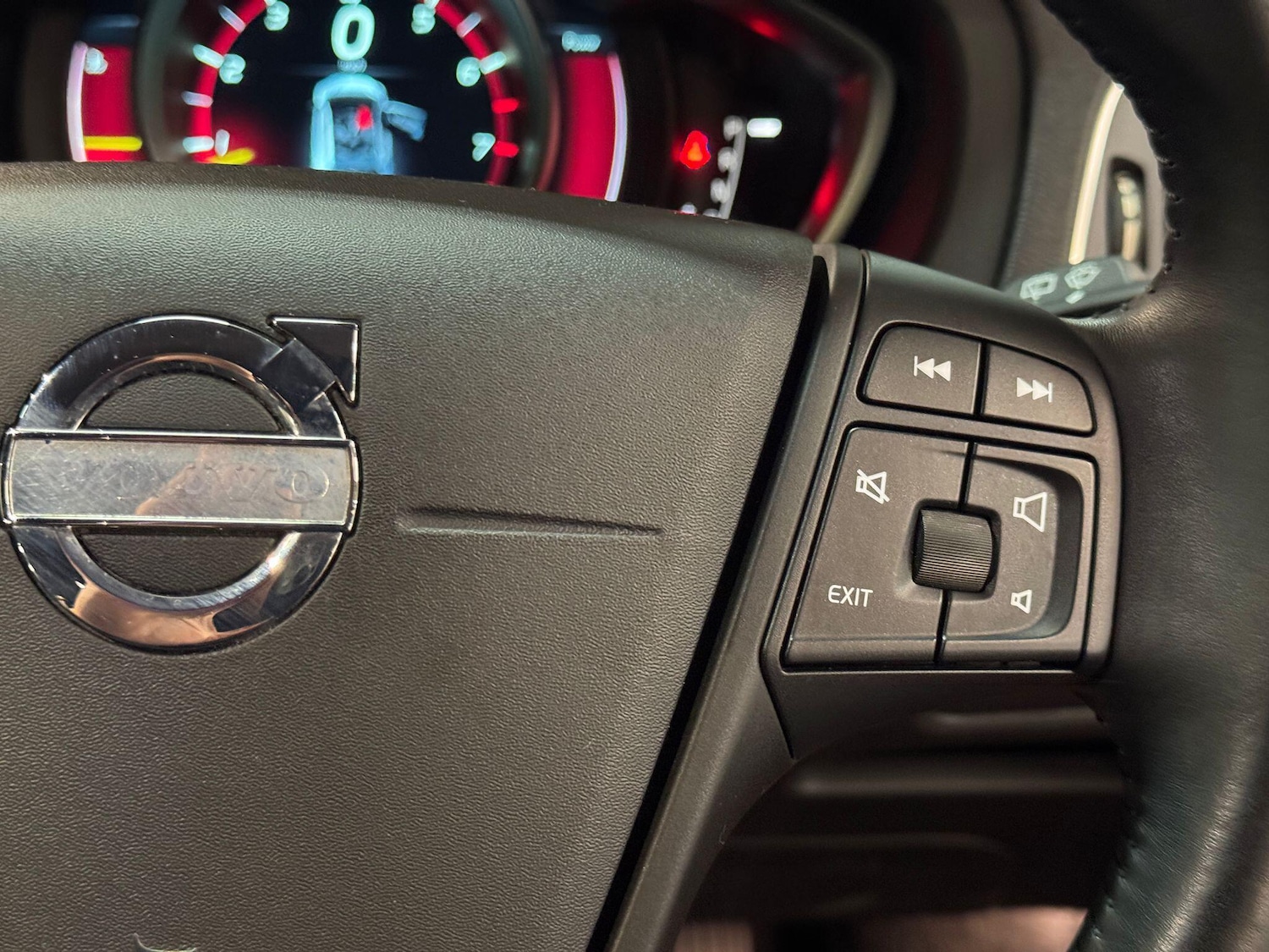 Used Volvo S40 2025 for sale - 77344055: Photo 28