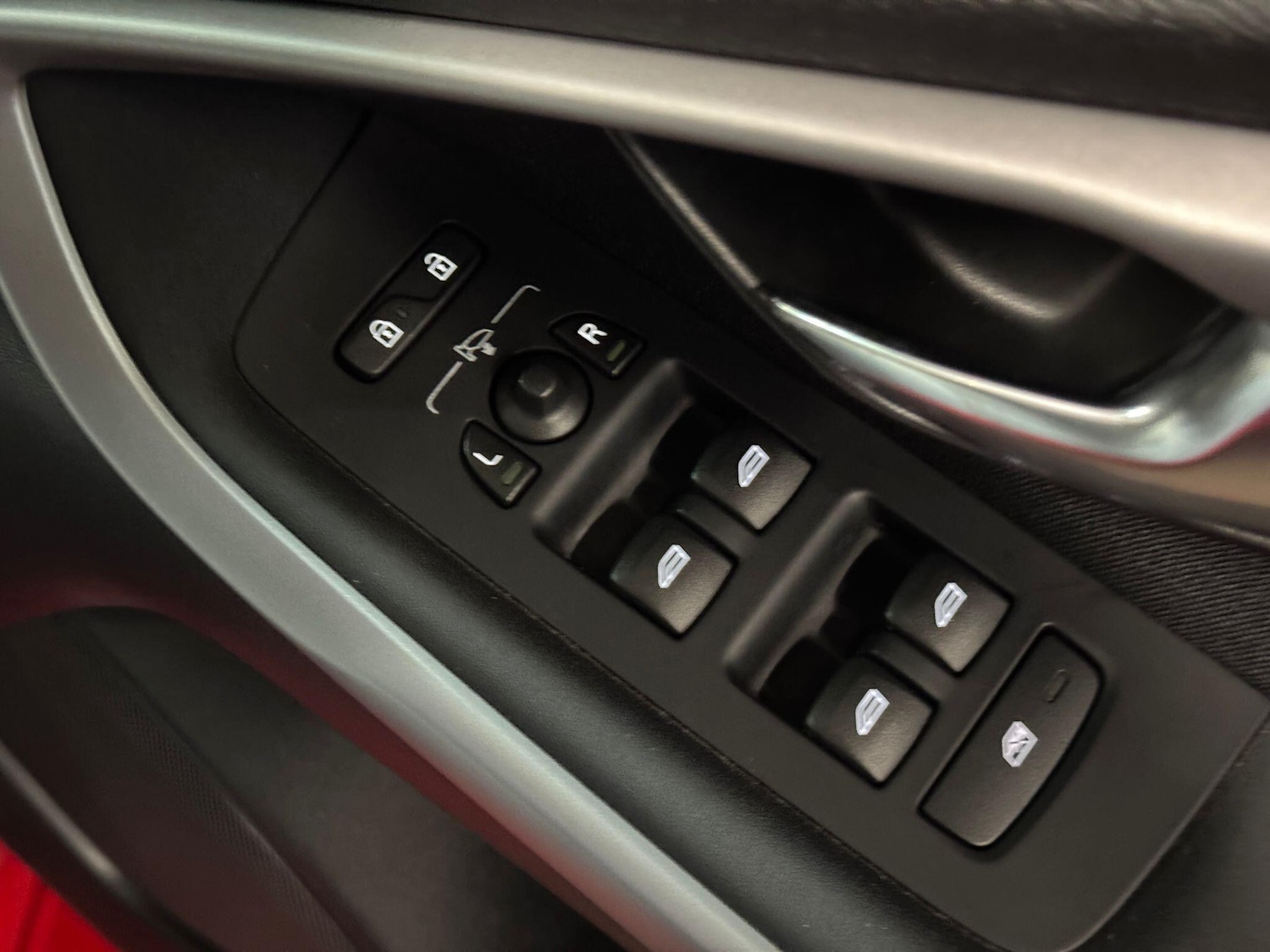 Used Volvo S40 2025 for sale - 77344055: Photo 31