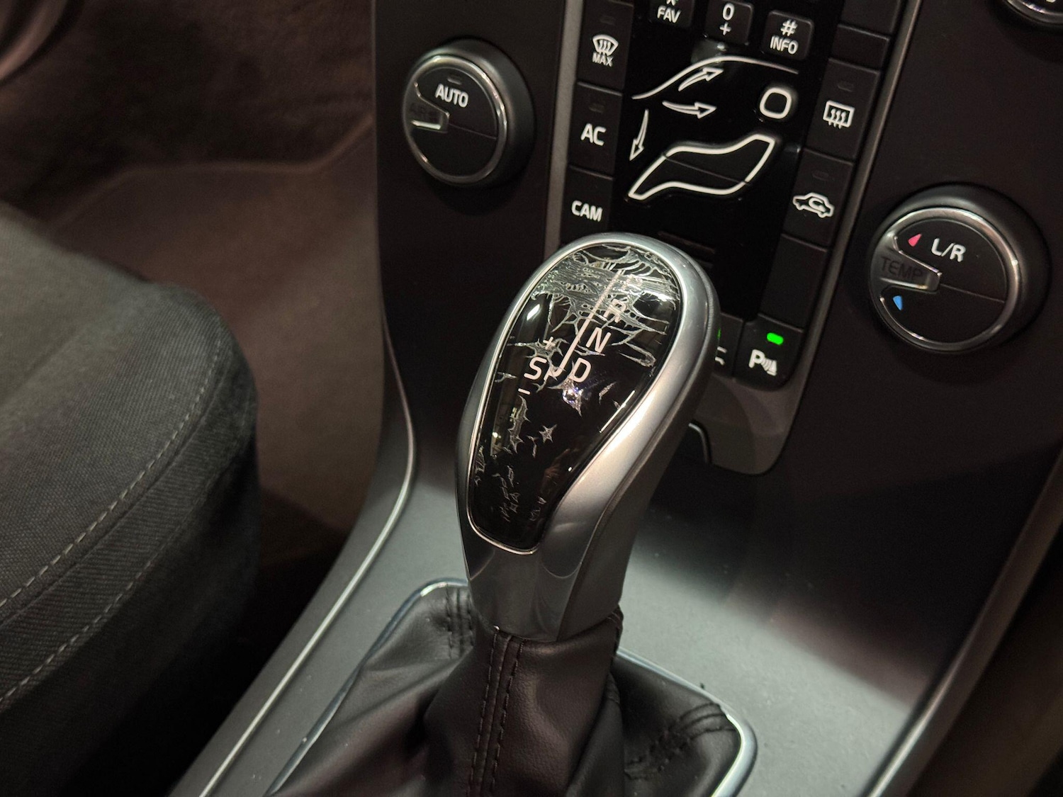 Used Volvo S40 2025 for sale - 77344055: Photo 38