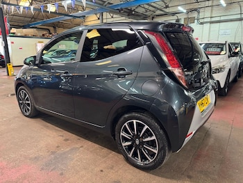 Used Toyota AYGO 2017 for sale - 79169385: Photo