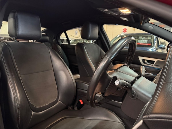 Used Jaguar XF 2015 for sale - 76188719: Photo 14