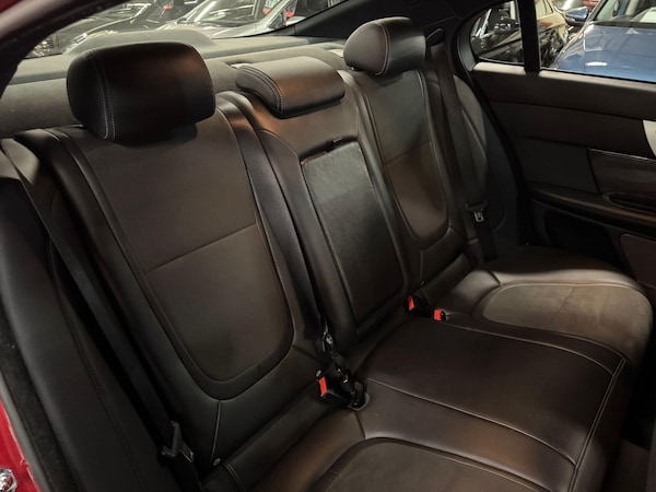 Used Jaguar XF 2015 for sale - 76188719: Photo 19