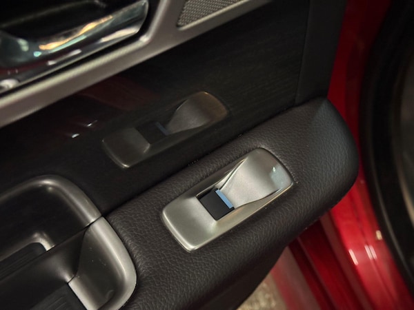 Used Jaguar XF 2015 for sale - 76188719: Photo 26