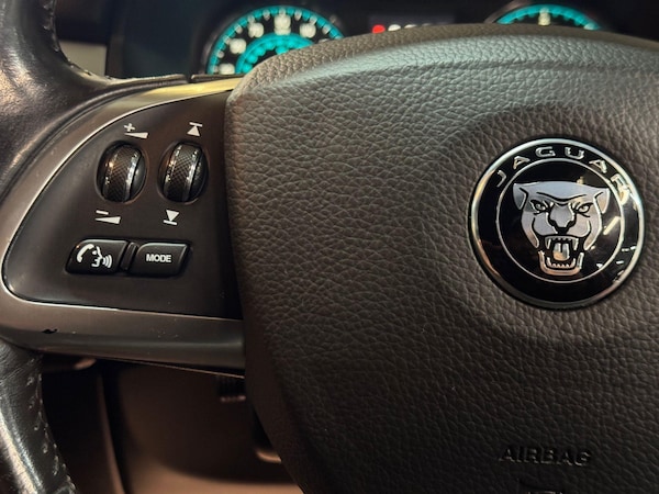 Used Jaguar XF 2015 for sale - 76188719: Photo 29