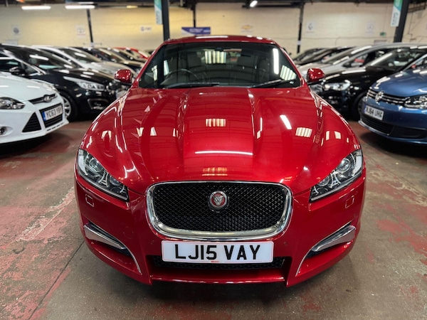 Used Jaguar XF 2015 for sale - 76188719: Photo 2