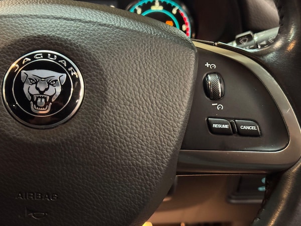 Used Jaguar XF 2015 for sale - 76188719: Photo 30