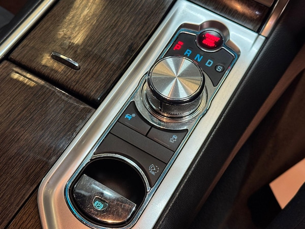 Used Jaguar XF 2015 for sale - 76188719: Photo 40