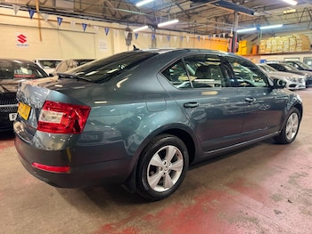 Used Skoda Octavia 2015 for sale - 79373419: Photo