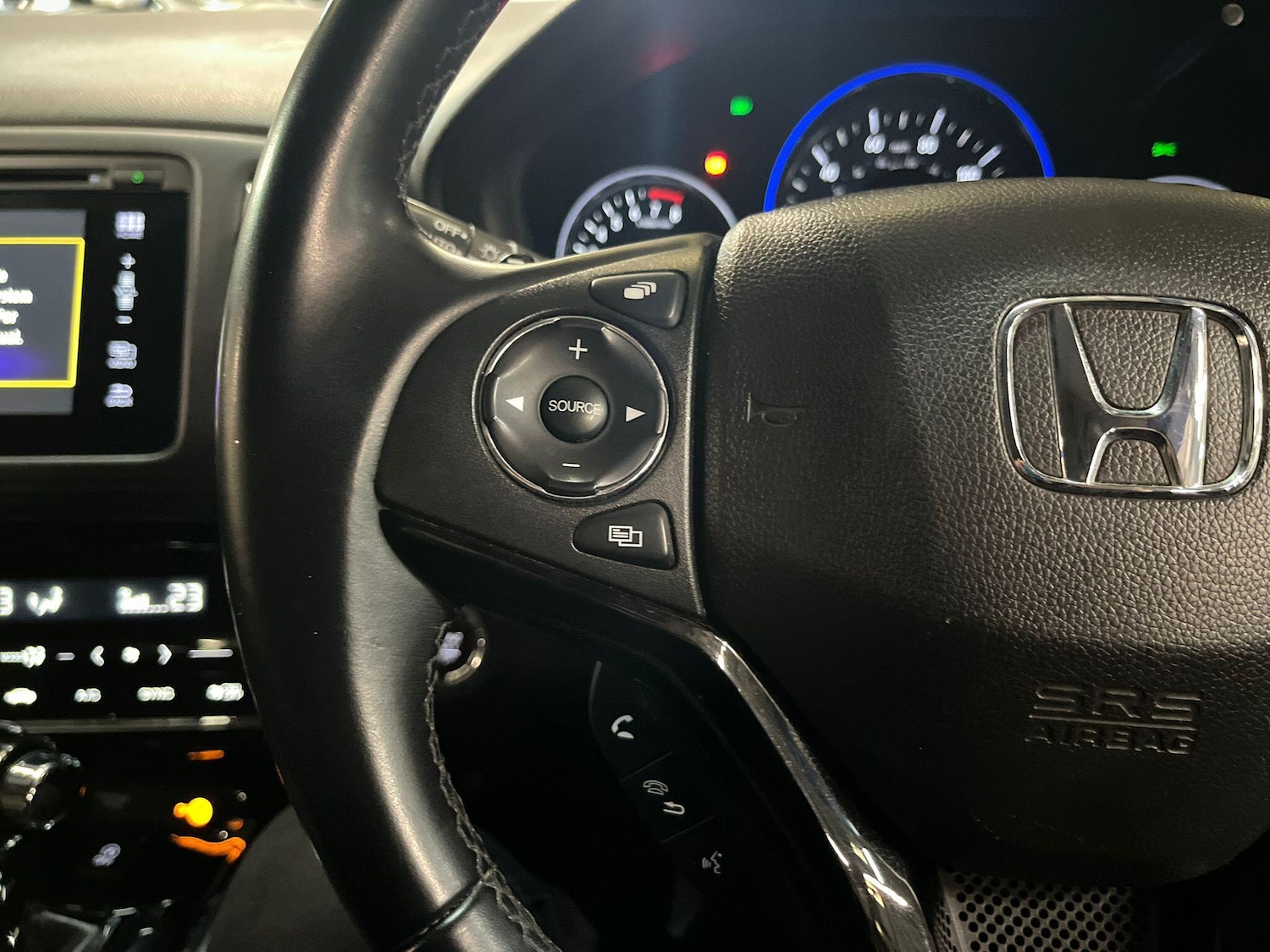 Used Honda HR-V 2017 for sale - 78204162: Photo 20