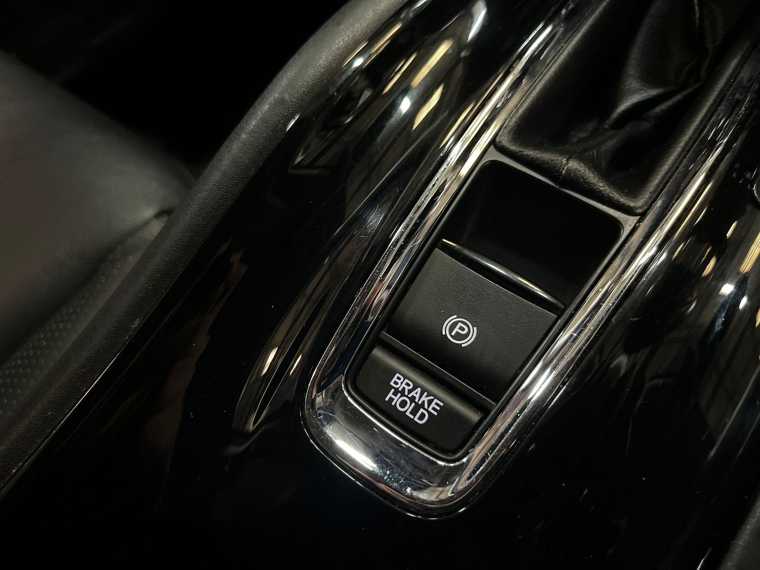 Used Honda HR-V 2017 for sale - 78204162: Photo 30