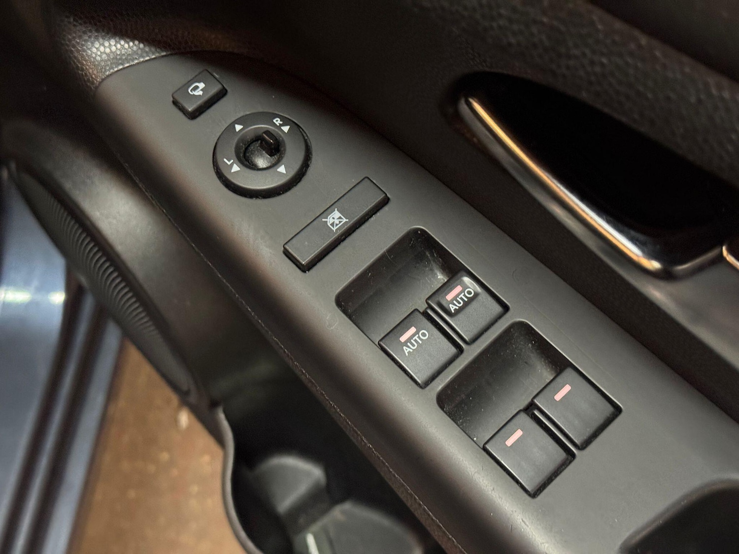 Used Kia Venga for sale - 77768566: Photo 35