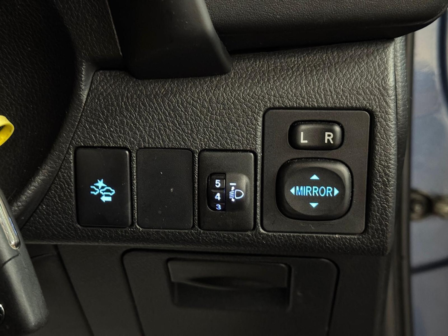 Used Toyota Auris 2016 for sale - 77883197: Photo 24