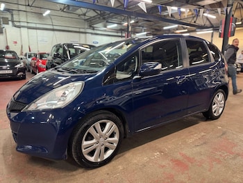 Used Honda Jazz 2013 for sale - 77279376: Photo