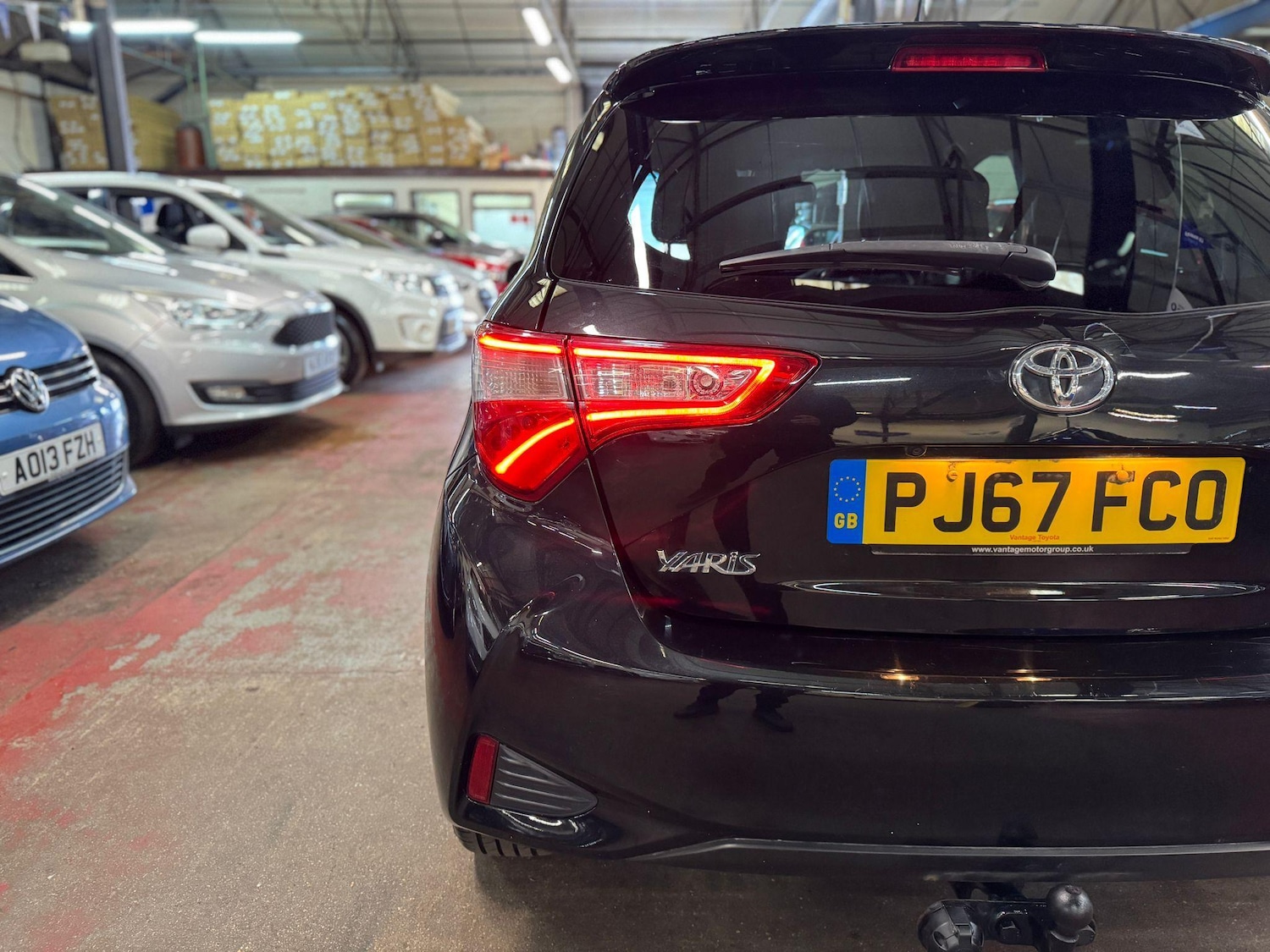 Used Toyota Yaris 2017 for sale - 76512244: Photo 10