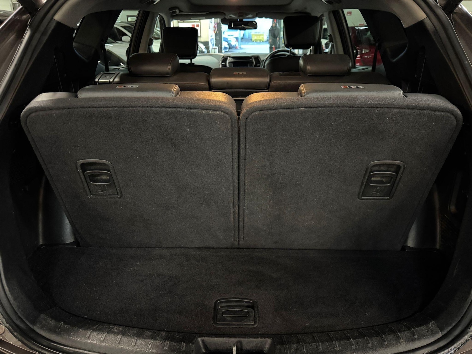 Used Hyundai Santa Fe 2015 for sale - 77358617: Photo 11