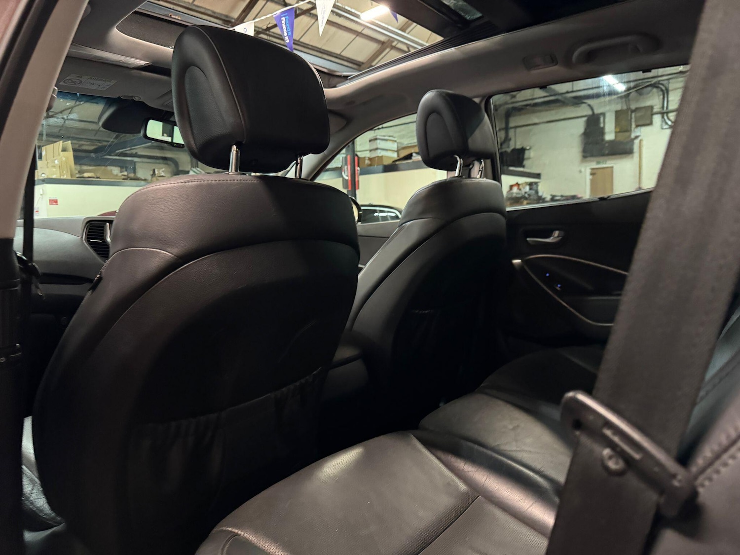 Used Hyundai Santa Fe 2015 for sale - 77358617: Photo 25