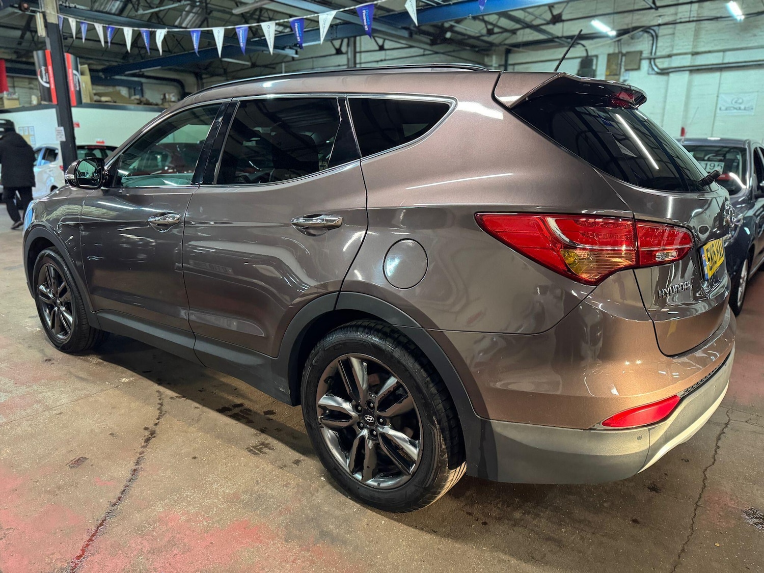 Used Hyundai Santa Fe 2015 for sale - 77358617: Photo 4