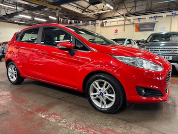 2015 (15) - 1.25 Zetec Euro 5 5dr