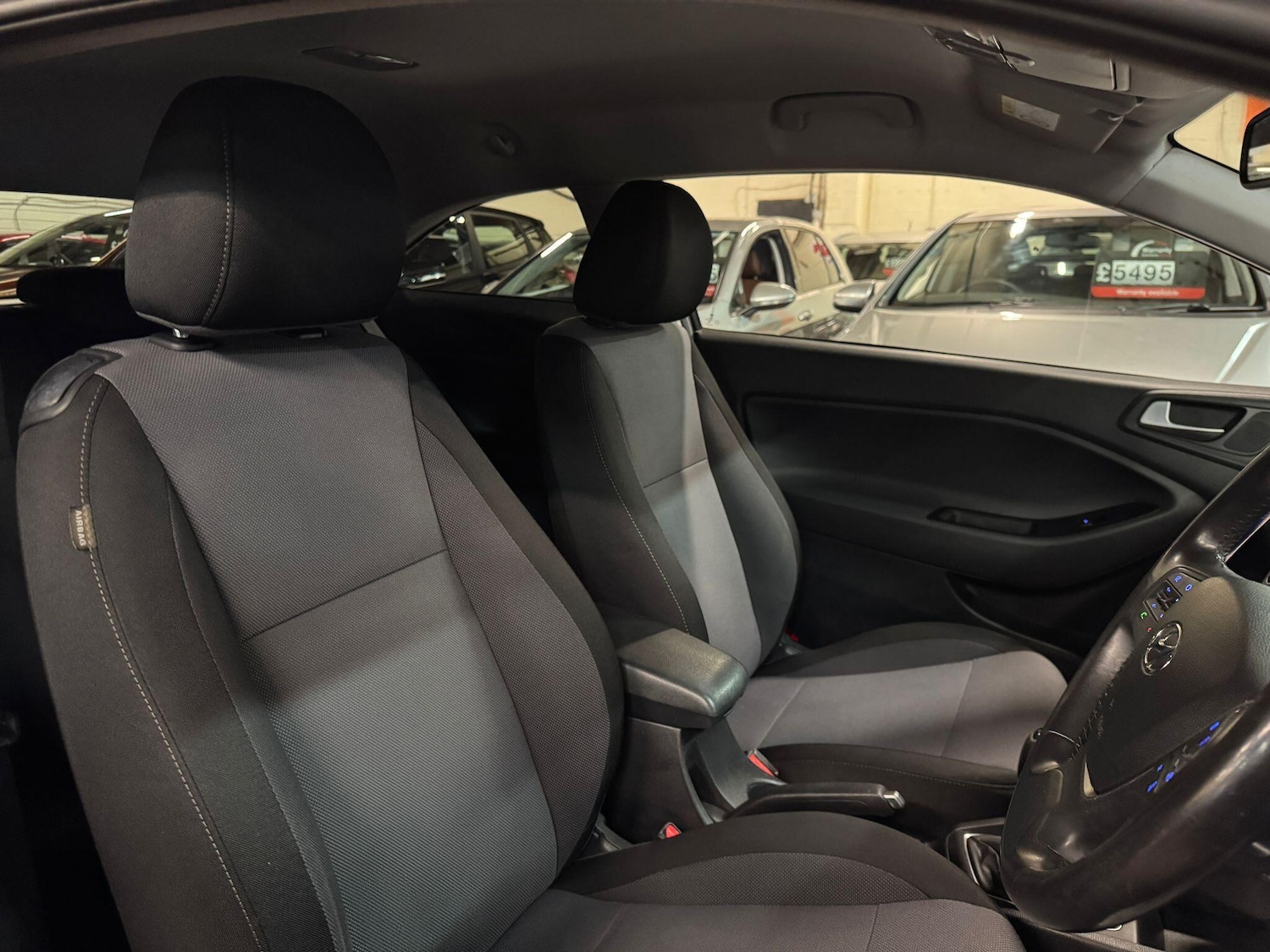 Used Hyundai i20 2016 for sale - 76315189: Photo 13