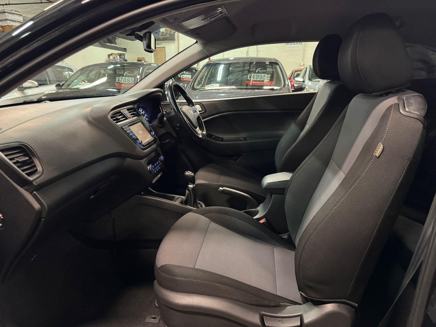 Used Hyundai i20 2016 for sale - 76315189: Photo 14
