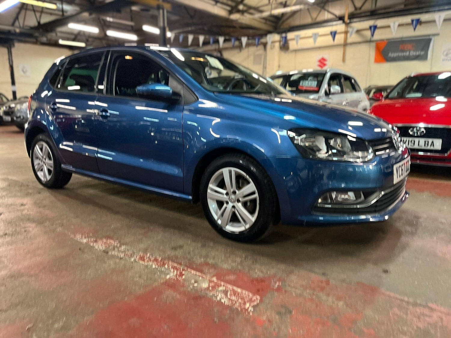 Used Volkswagen Polo 2017 for sale - 76992343: Photo 1