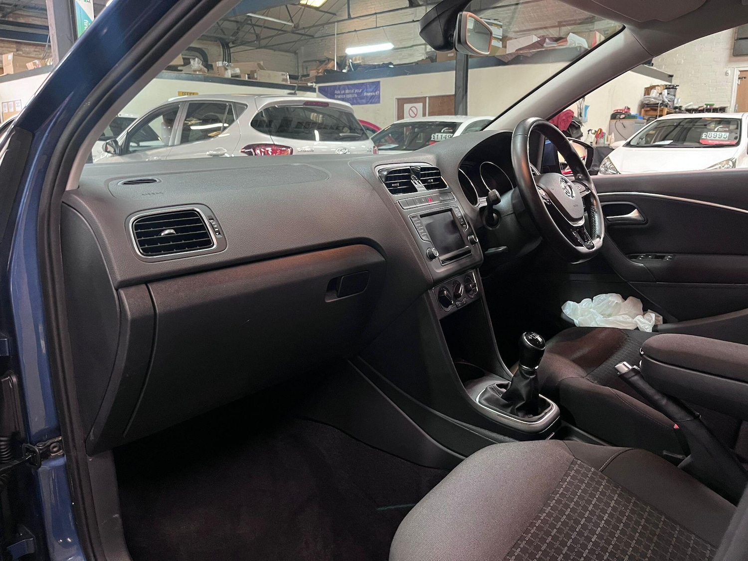 Used Volkswagen Polo 2017 for sale - 76992343: Photo 16