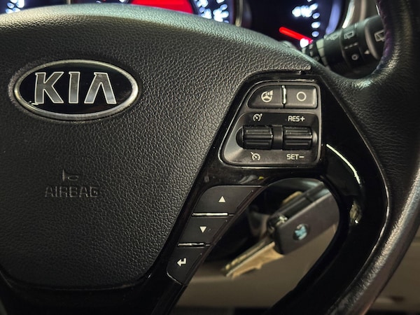 Used Kia Ceed 2012 for sale - 76200362: Photo 28