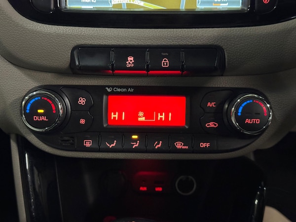 Used Kia Ceed 2012 for sale - 76200362: Photo 36