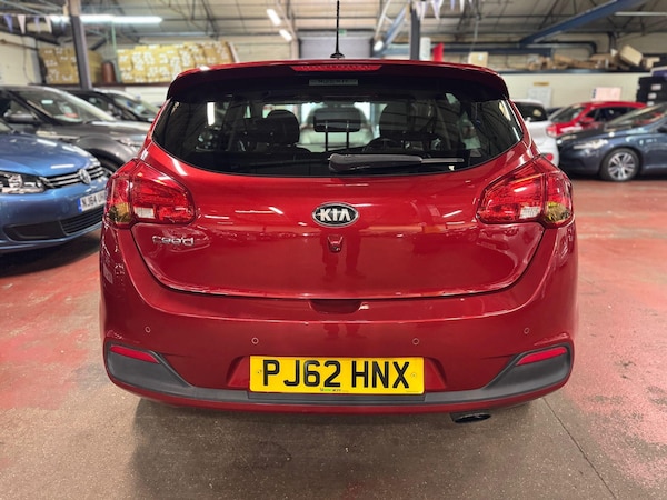 Used Kia Ceed 2012 for sale - 76200362: Photo 5