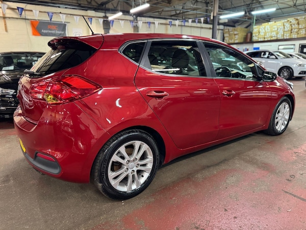 Used Kia Ceed 2012 for sale - 76200362: Photo 6