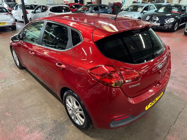 Used Kia Ceed 2012 for sale - 76200362: Photo 8