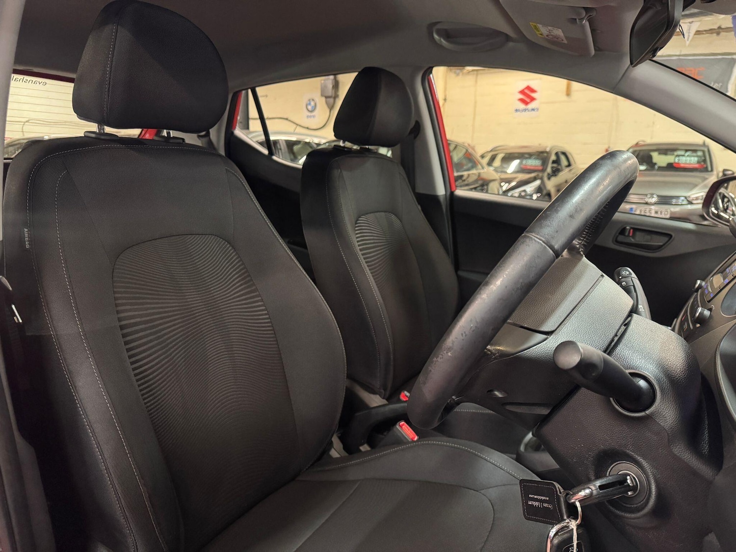 Used Hyundai i10 2018 for sale - 76214965: Photo 12