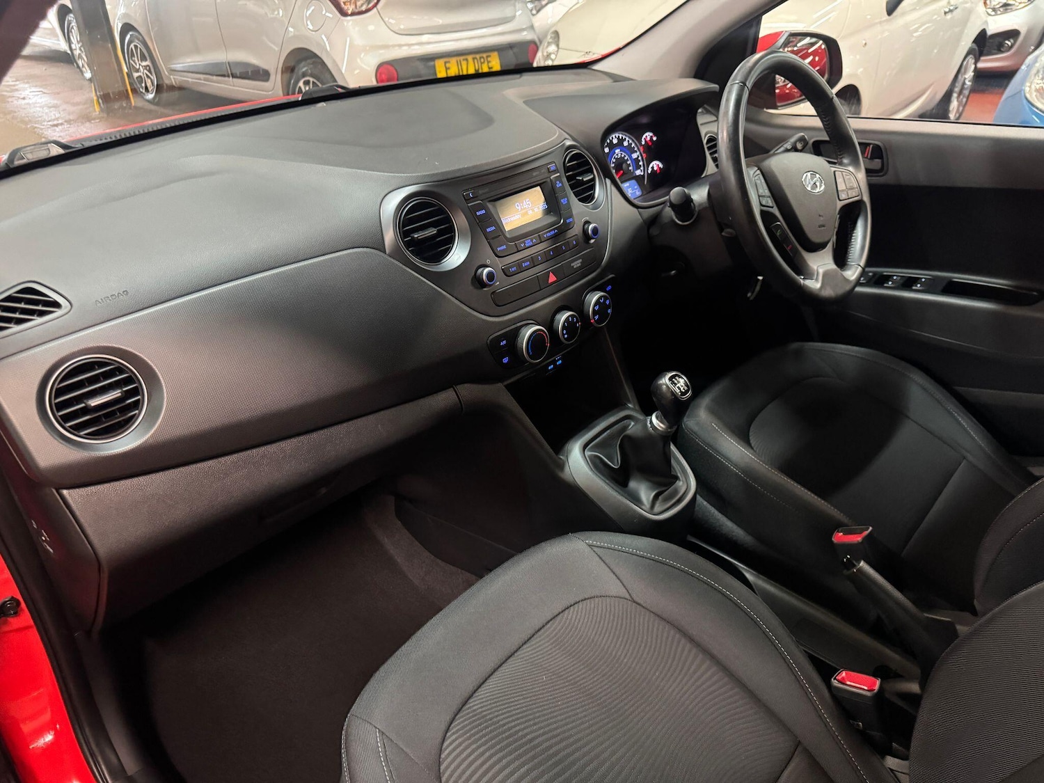 Used Hyundai i10 2018 for sale - 76214965: Photo 14