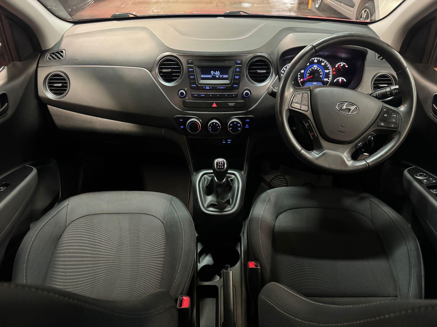 Used Hyundai i10 2018 for sale - 76214965: Photo 24