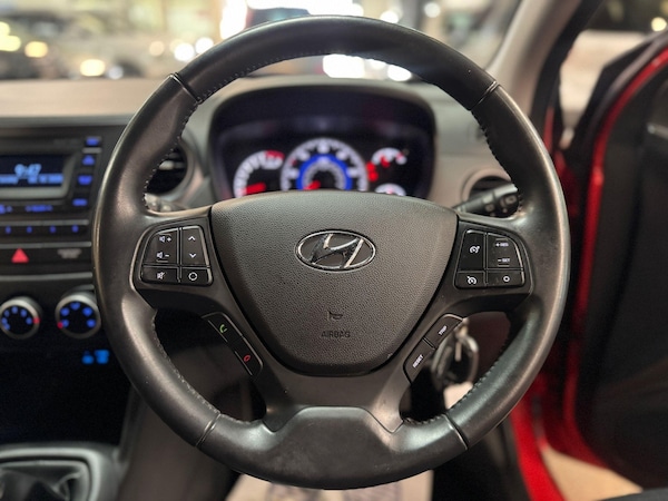 Used Hyundai i10 2018 for sale - 76214965: Photo 25