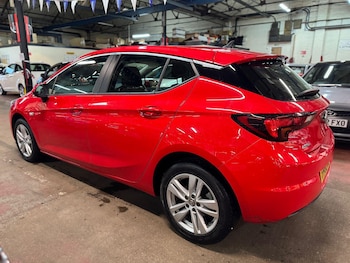 Used Vauxhall Astra 2016 for sale - 77670360: Photo