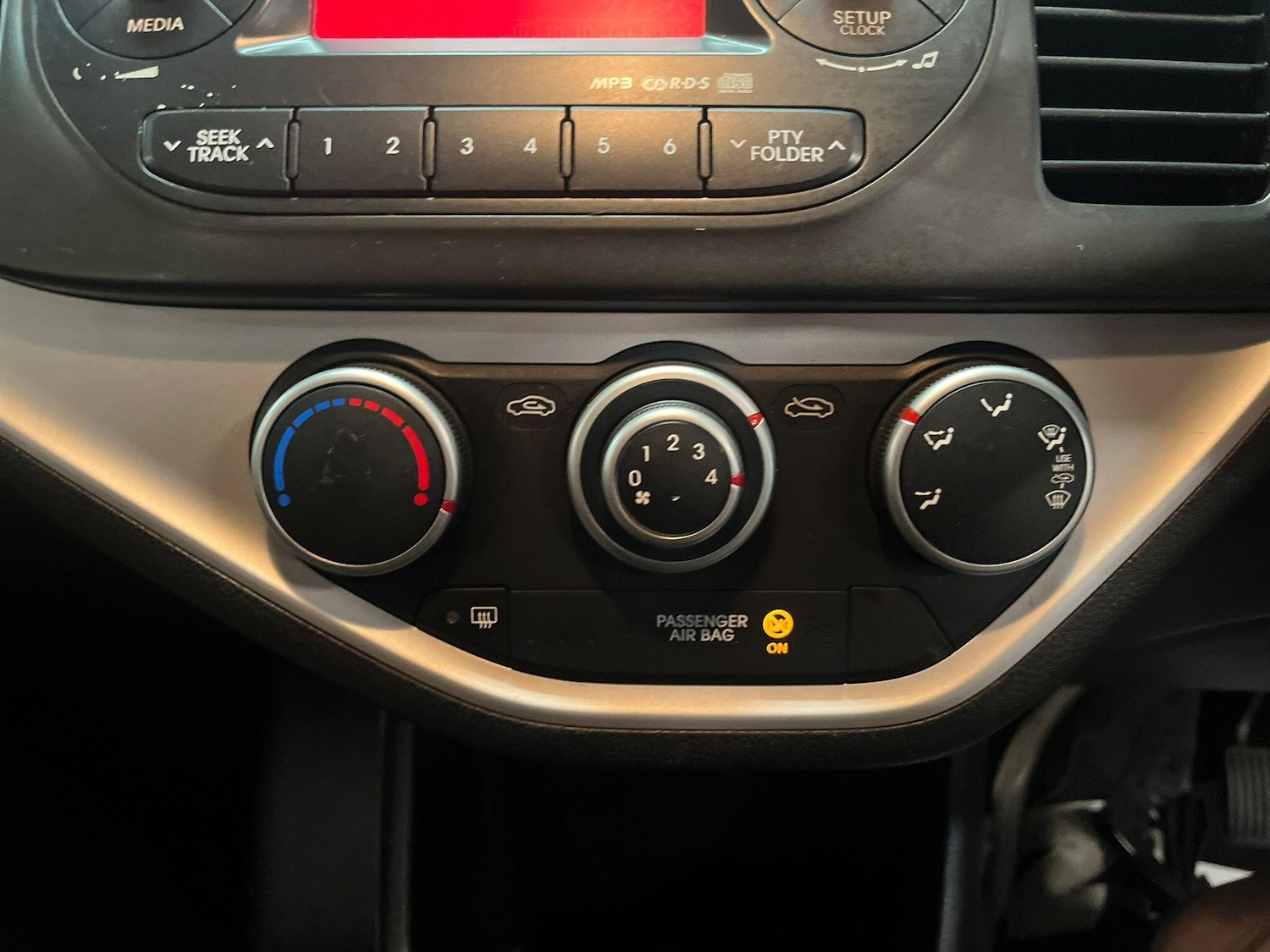 Used Kia Picanto 2013 for sale - 76094560: Photo 24