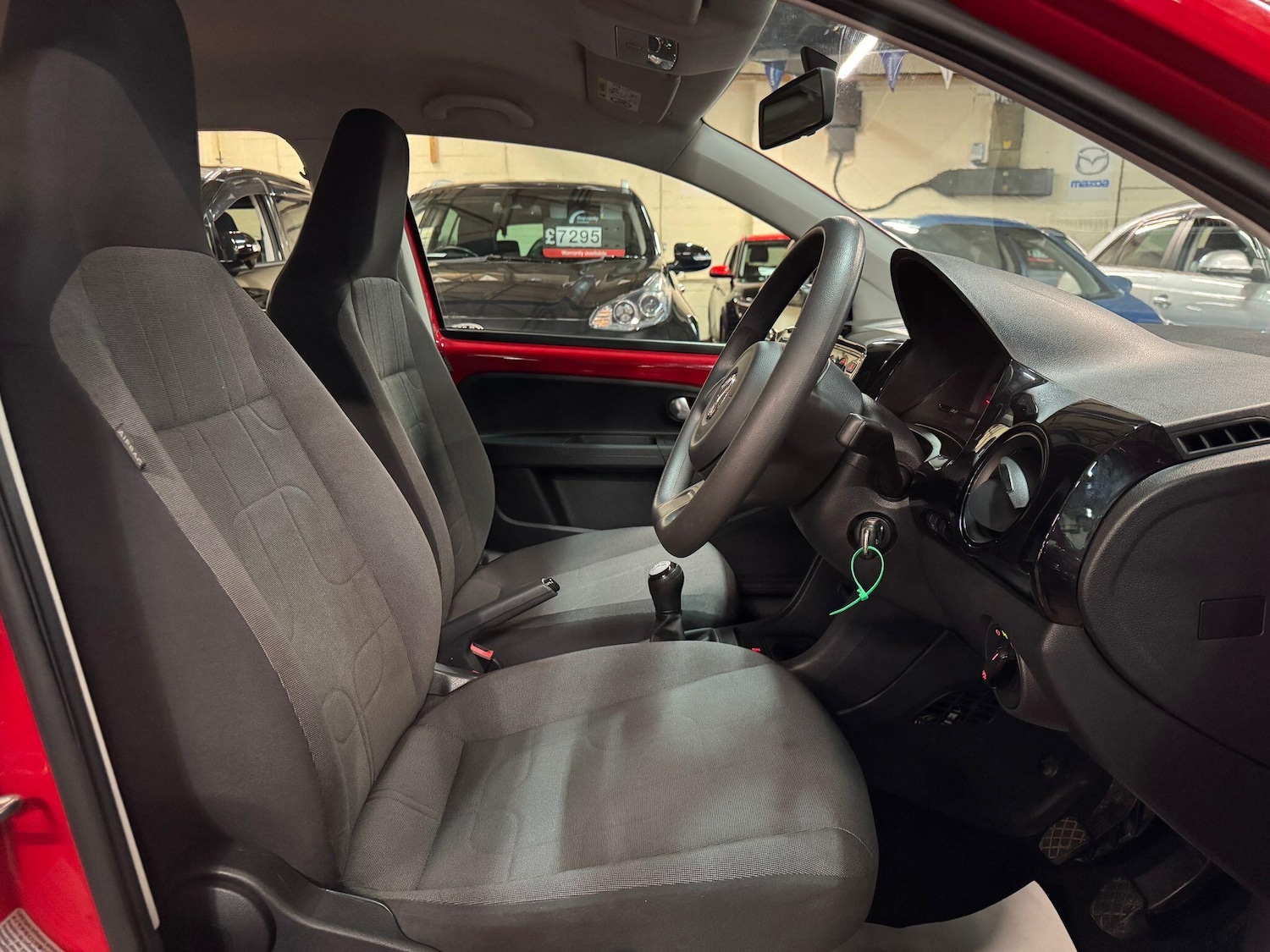 Used Volkswagen up! 2014 for sale - 77040055: Photo 10